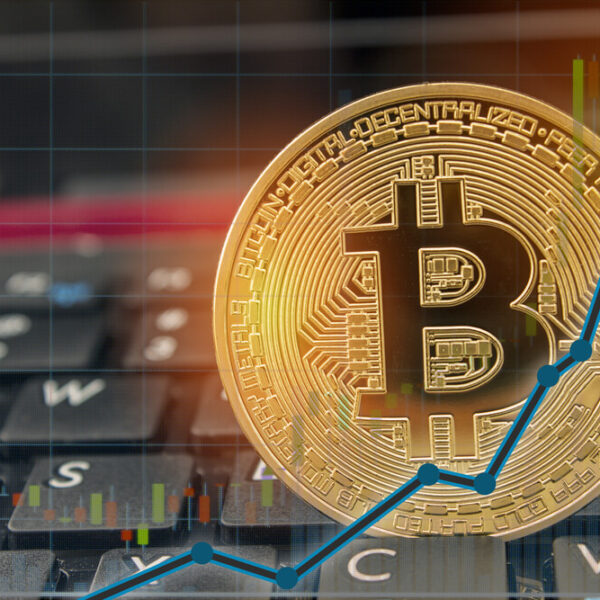 Bitcoin reclaims $100k, could rally higher on possible Fed rate cut