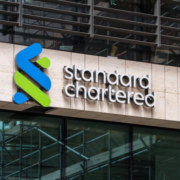 Dogizen ICO hits $4m as Standard Chartered predicts BTC at $500k