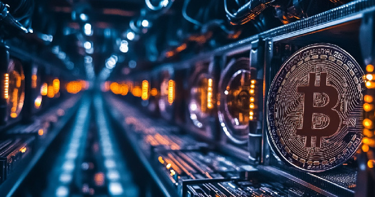 US Bitcoin miners pivot to AI and HPC amid fee revenue uncertainty – VanEck | INFbusiness