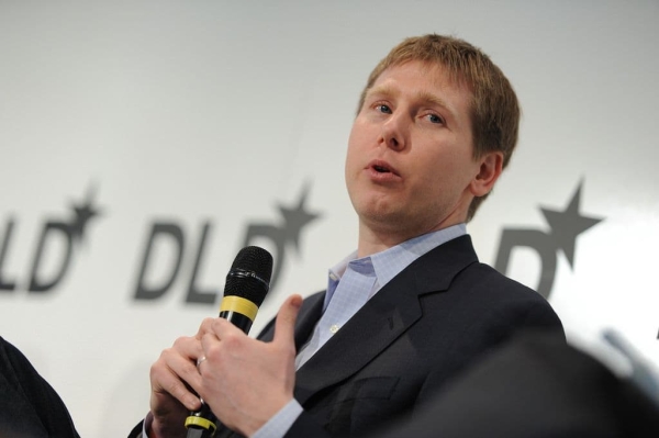 Decentralized AI Opportunity Is 'Bigger than Bitcoin,' Says DCG's Barry Silbert | INFbusiness