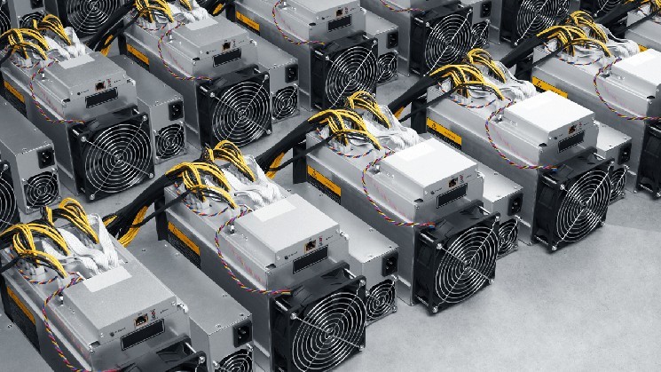 From 920 EH/s to 868 EH/s: Bitcoin computing power dropped by 50 EH/s | INFbusiness