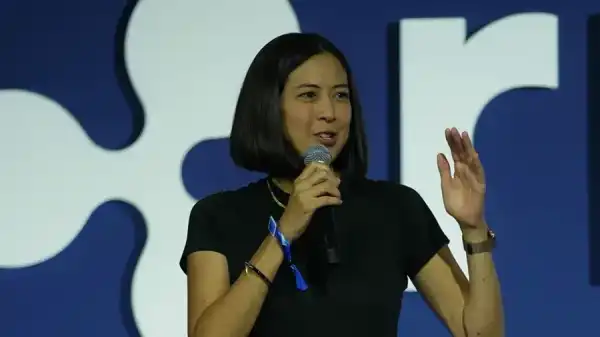 Ripple's Monica Long draws parallels between the stablecoin frenzy and the NFT surge - Bits Media | INFbusiness