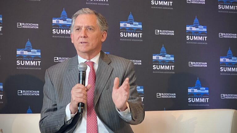 US Lawmakers Eye Security Tokenization Amid Trump Ties 1