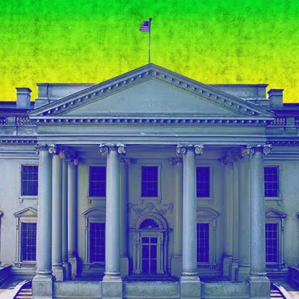 Stablecoins: White House Study Finds Low Bank Risk