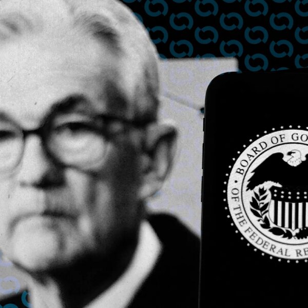 HOME 4 Powell, Bessent: AI Risks Loom for Banks