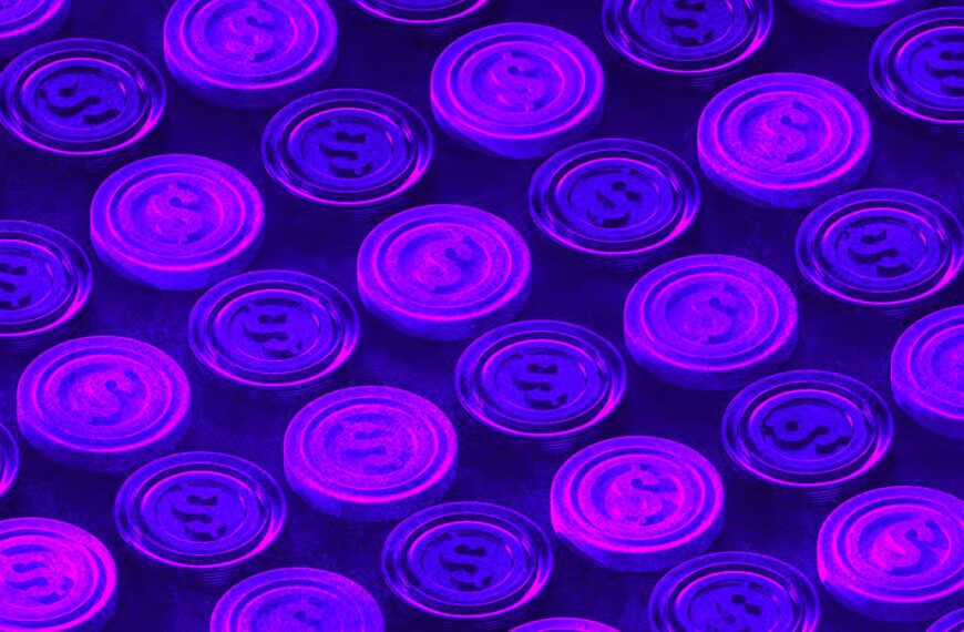 France Pushes Banks to Embrace Euro Stablecoins