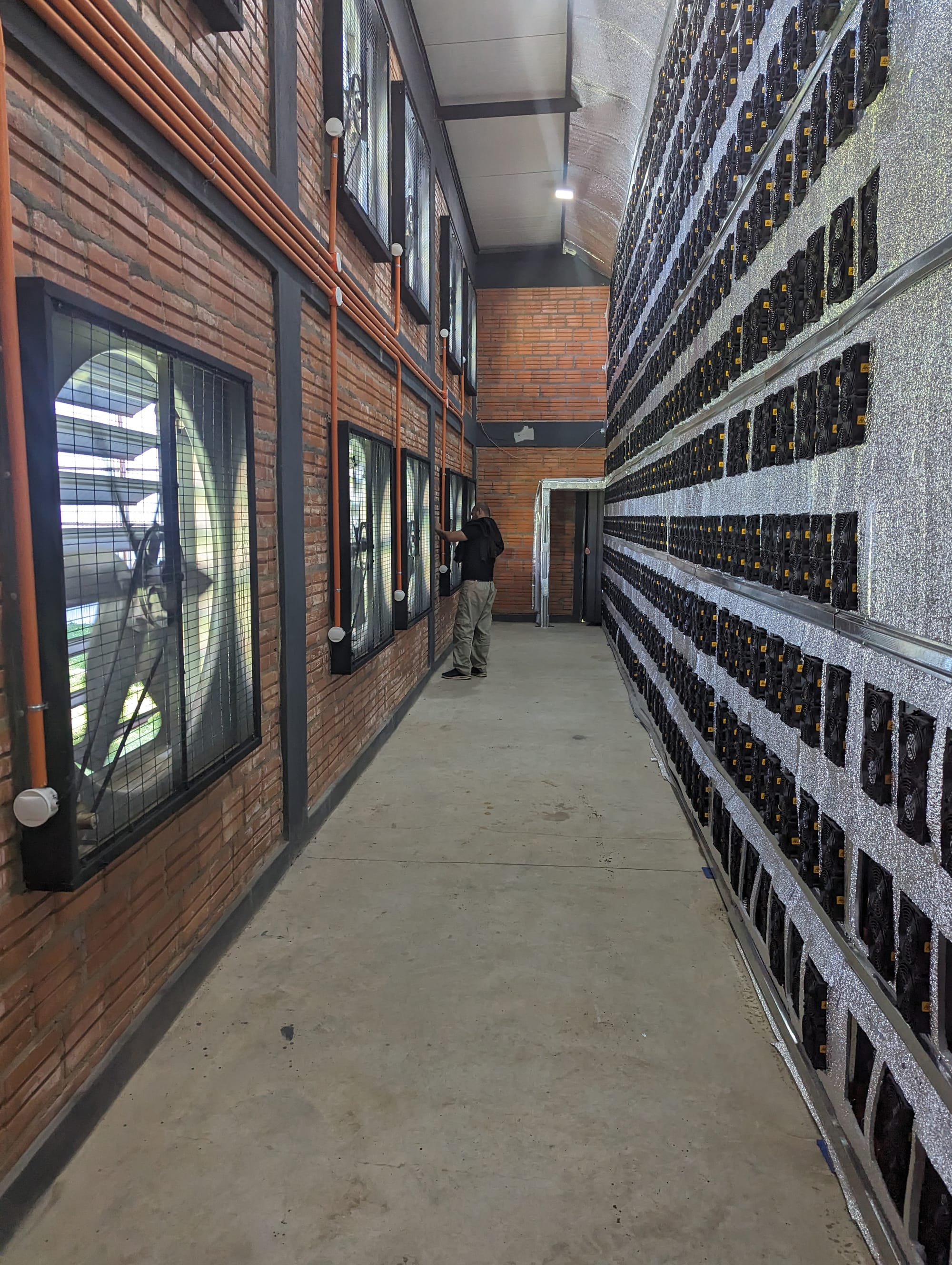 Paraguay Bitcoin Mining: 2026 Outlook 17