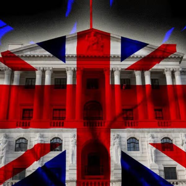 Bailey Warns of Stablecoin ‘Wrestle’ with US, Flags UK Run Risk