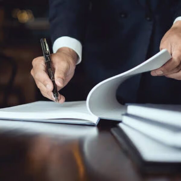 Hut 8 Settles Investor Suit for $2.35M Over Bitcoin Merger