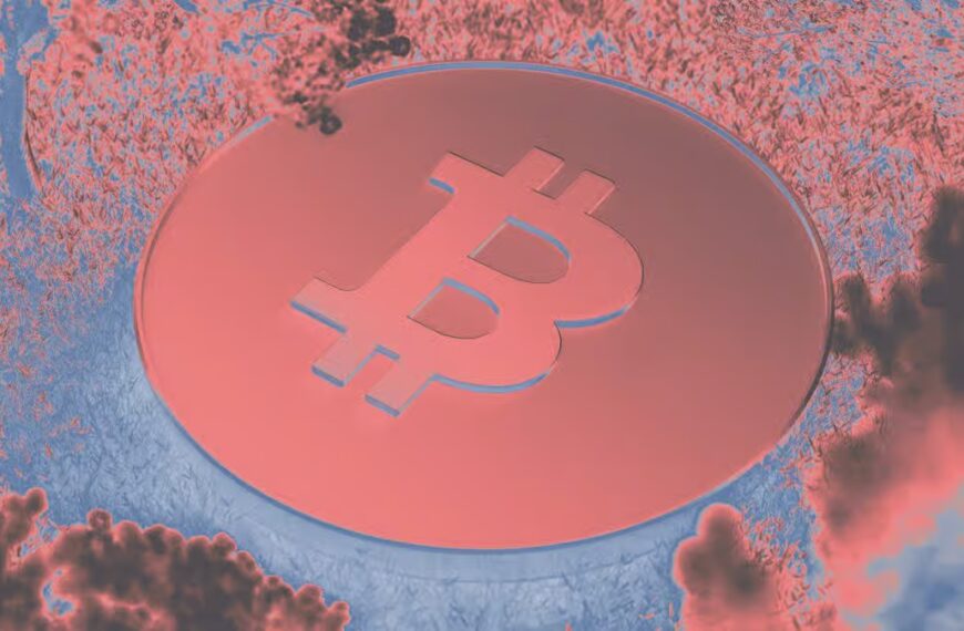 HOME 77 Bitcoin Dips Below $70K on Strategy Sale, Geopolitical Fears